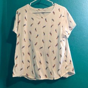 Old Navy Everywhere Tee Macaw